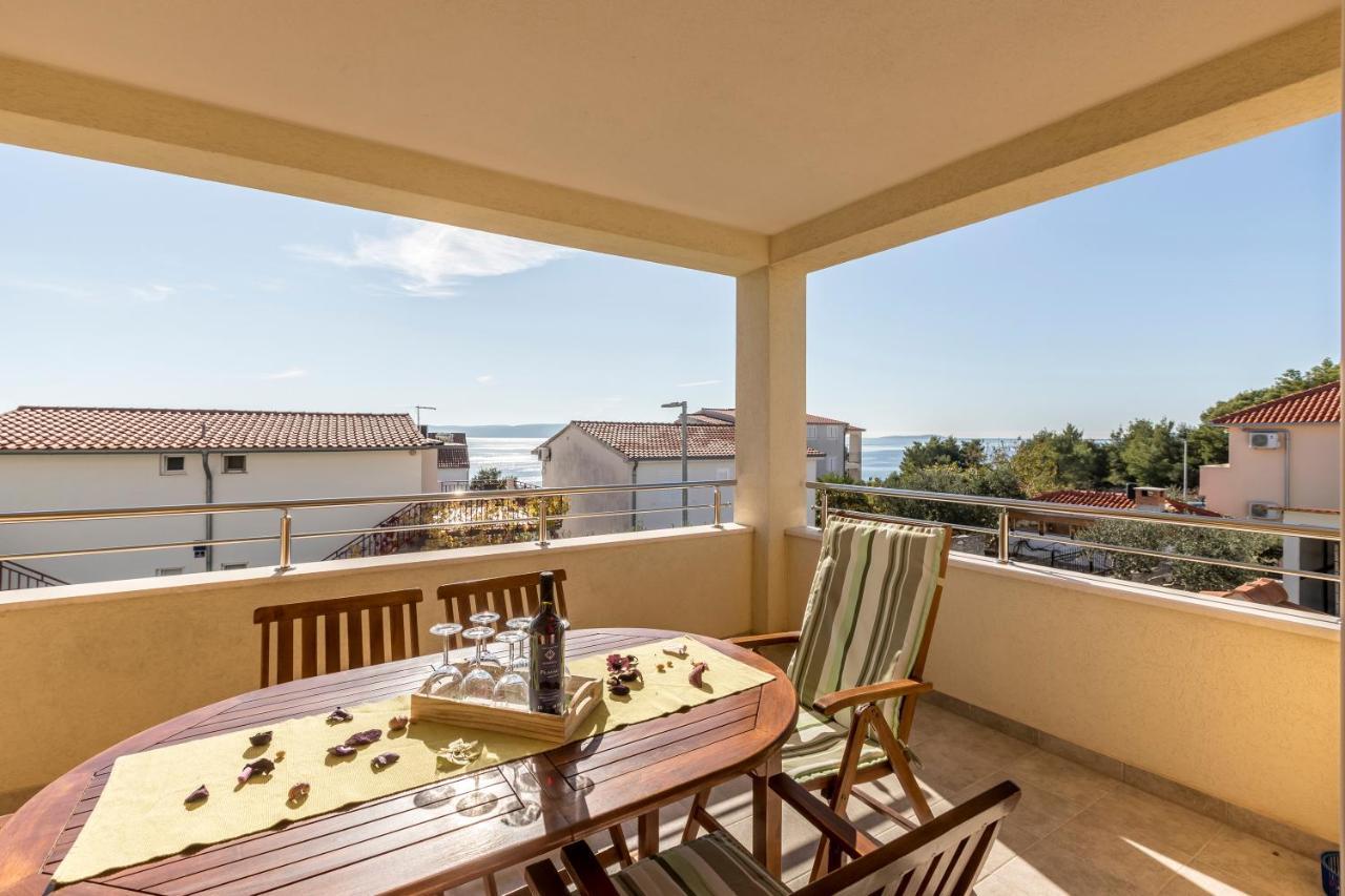 Apart Sa Terasom 250M Od Plaze,Parking,Wi Fi,Rostilj Трогир Екстериор снимка